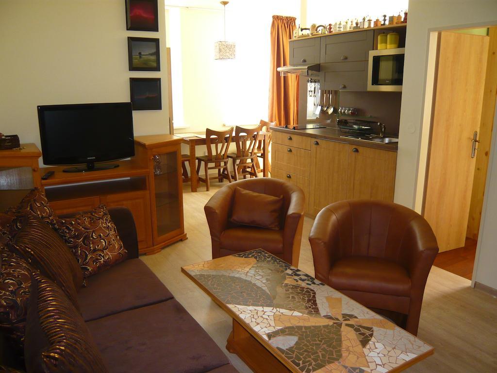 Apartmany Liska Mlade Buky Room photo